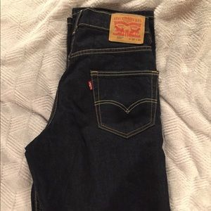 Levi’s 550 Relaxed Fit Jeans- Dark Wash